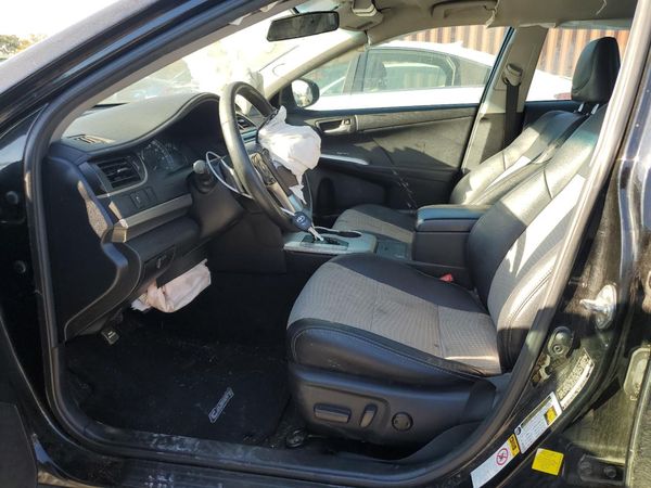 2014 TOYOTA CAMRY