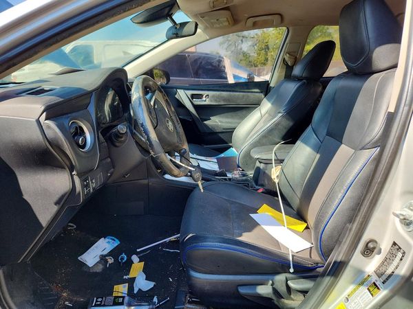 2017 TOYOTA COROLLA
