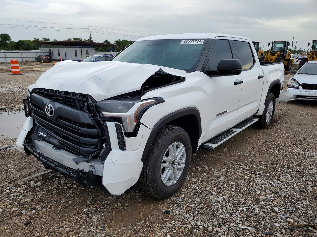 2026 TOYOTA TUNDRA SR5