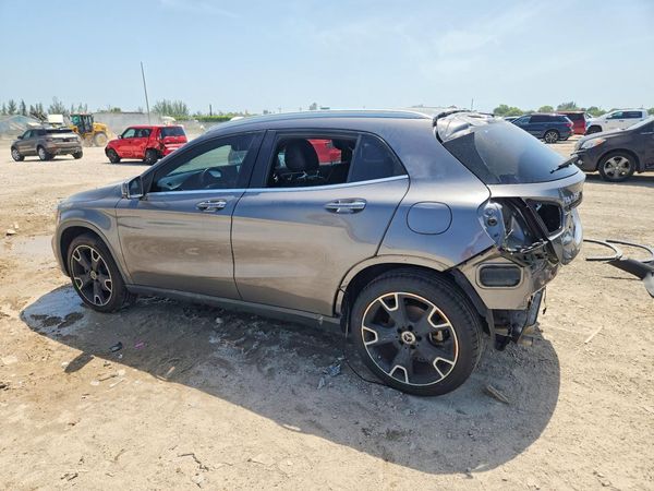 2019 MERCEDES-BENZ GLA GLA250