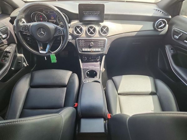 2019 MERCEDES-BENZ GLA GLA250