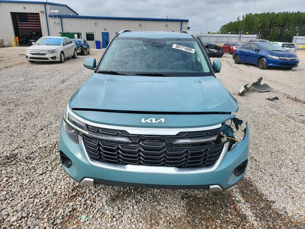 2025 KIA SELTOS EX