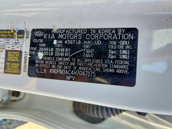 2017 KIA SPORTAGE LX