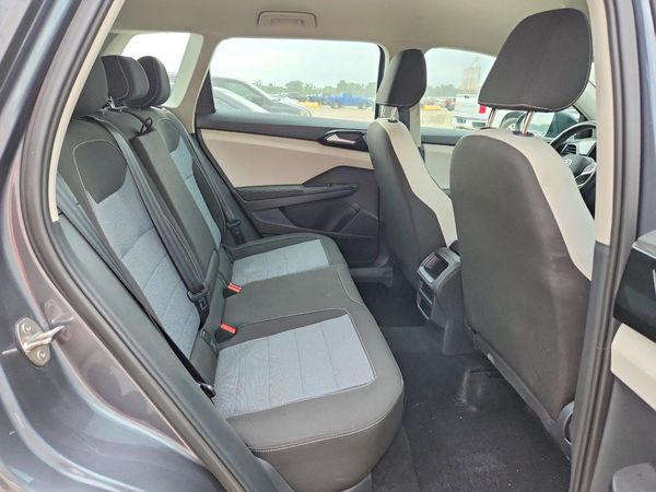 2025 VOLKSWAGEN TAOS 4Motion S