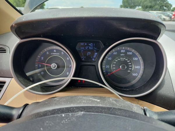 2013 HYUNDAI ELANTRA