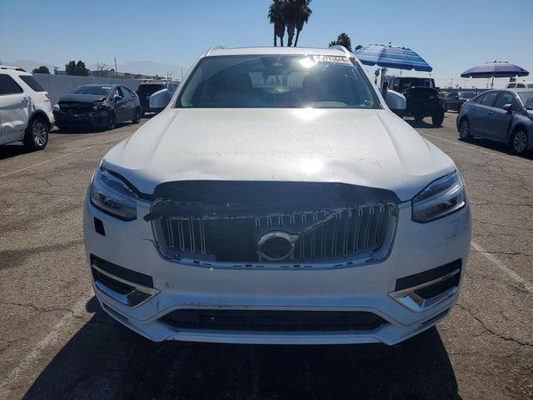 2024 VOLVO XC90 Plus Bright