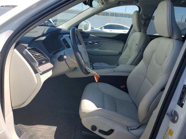 2024 VOLVO XC90 Plus Bright