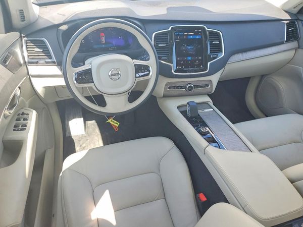 2024 VOLVO XC90 Plus Bright