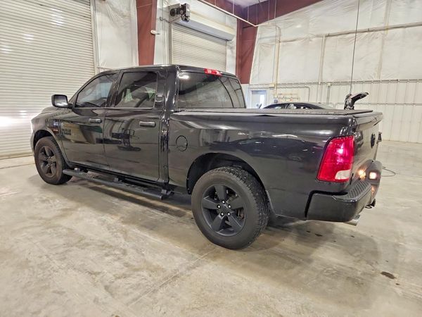 2016 RAM 1500 ST