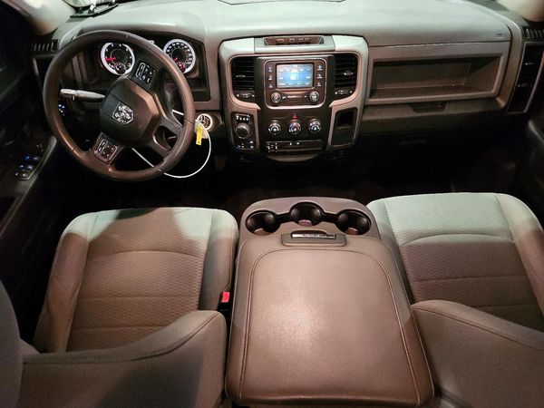 2016 RAM 1500 ST