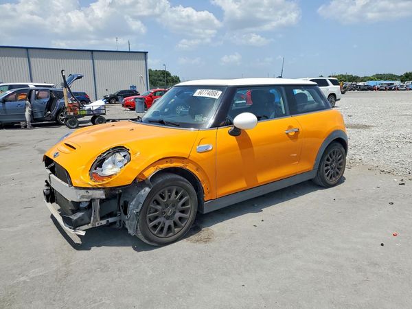 2017 MINI COOPER