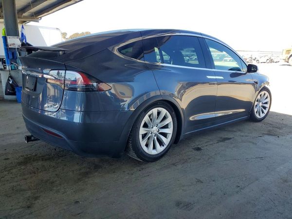 2017 TESLA MODEL X