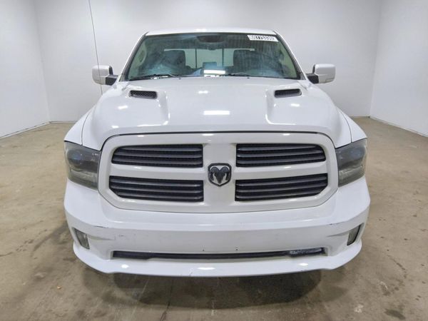 2015 RAM 1500 Sport