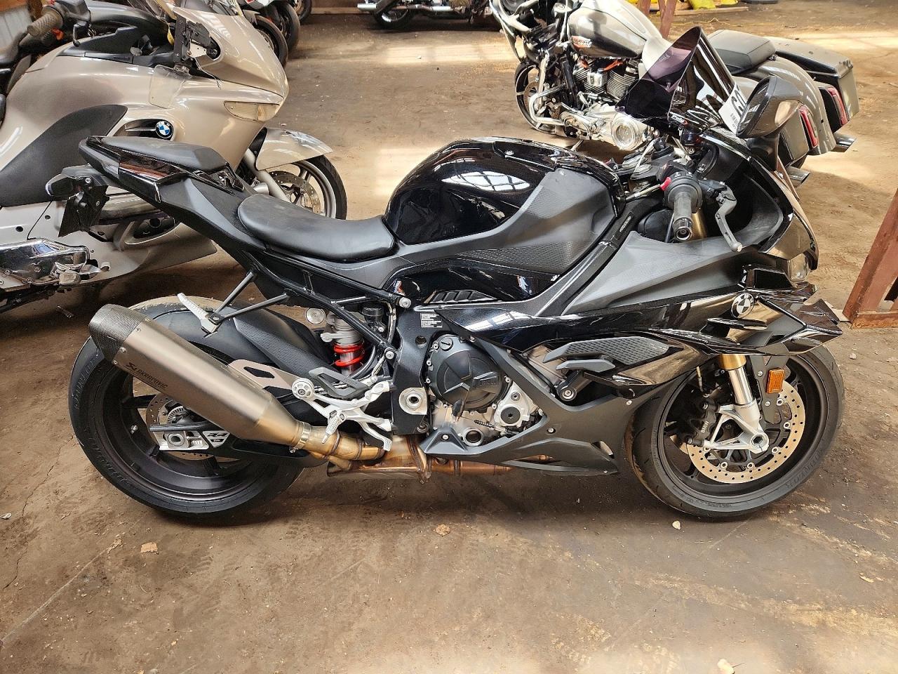 2024 BMW S 1000
