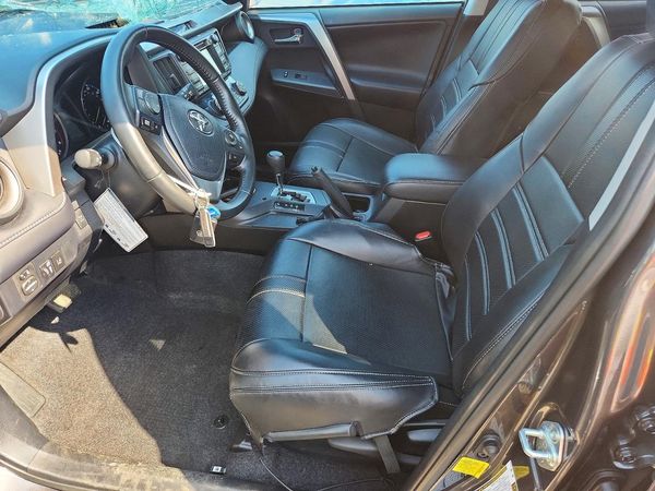 2018 TOYOTA RAV4 Adventure/XLE