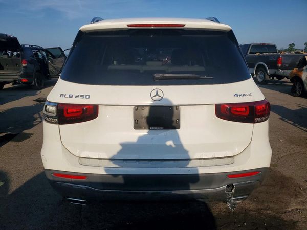 2020 MERCEDES-BENZ GLB GLB250-4M