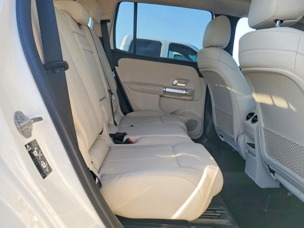 2020 MERCEDES-BENZ GLB GLB250-4M