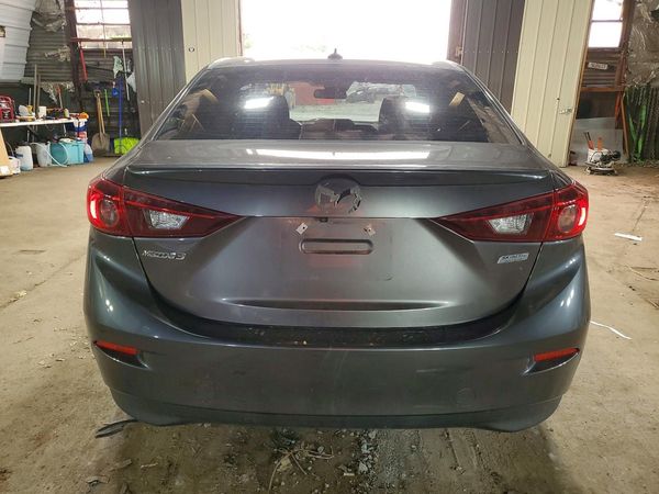 2018 MAZDA 3 Touring