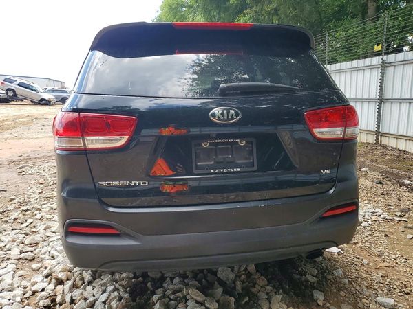 2017 KIA SORENTO L, LX