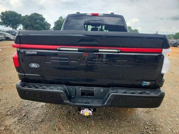 2025 FORD F150 Lariat — DIRR