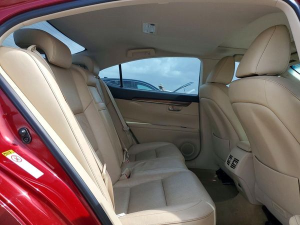 2014 LEXUS ES 300h