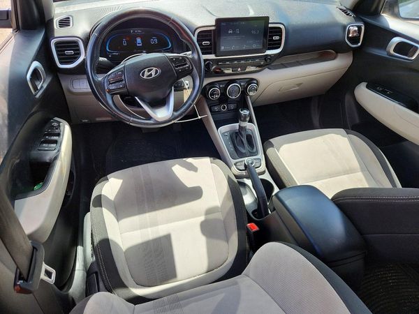 2023 HYUNDAI VENUE SEL, Limited