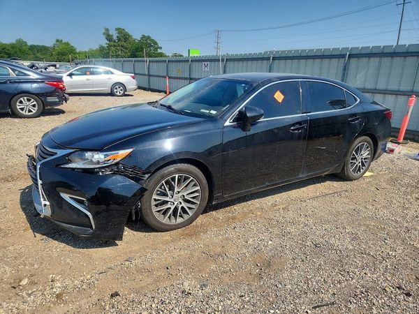 2018 LEXUS ES