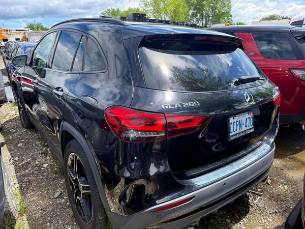 2021 MERCEDES-BENZ GLA