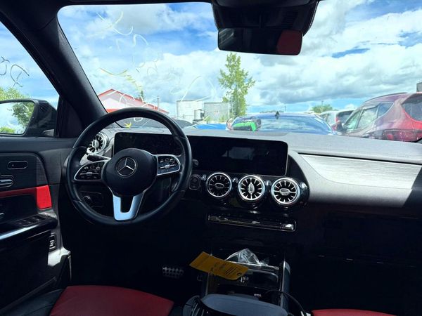 2021 MERCEDES-BENZ GLA