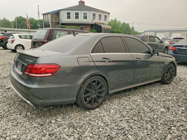 2015 MERCEDES-BENZ E E63 AMG-S