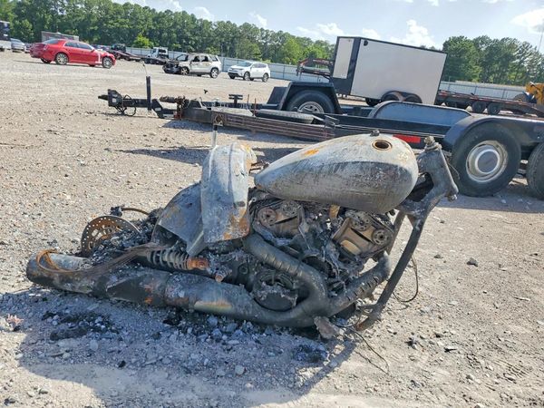 2025 INDIAN MOTORCYCLE CO. MOTORCYCLE