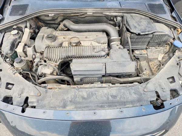 2013 VOLVO S60