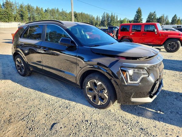 2024 KIA NIRO Wind
