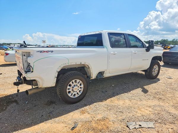 2021 CHEVROLET SILVERADO LT