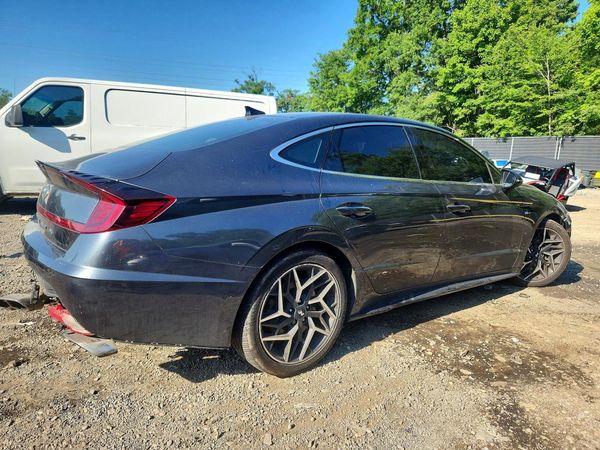 2023 HYUNDAI SONATA
