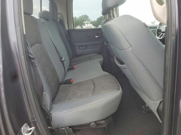 2014 RAM 1500 SLT QUAD CAB 4X2