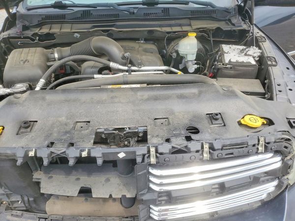 2014 RAM 1500 SLT QUAD CAB 4X2