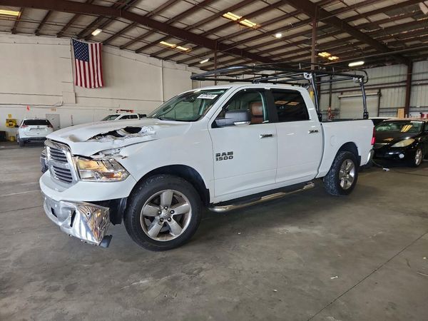 2017 RAM 1500 SLT