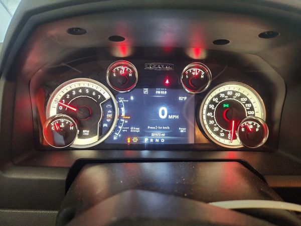 2017 RAM 1500 SLT