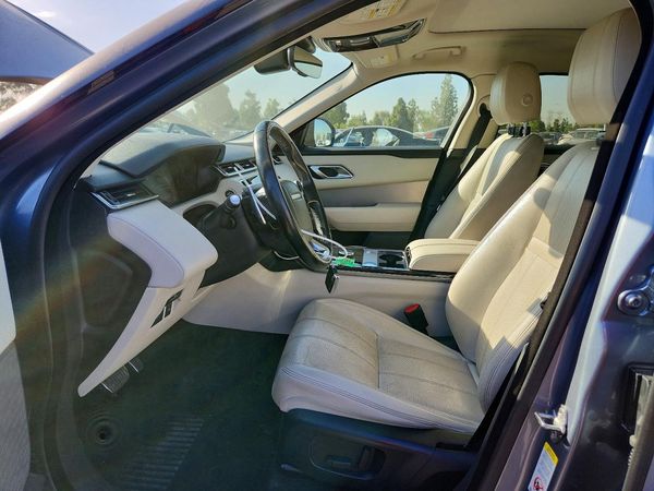 2019 LAND ROVER RANGE ROVER VELAR R-Dynamic SE