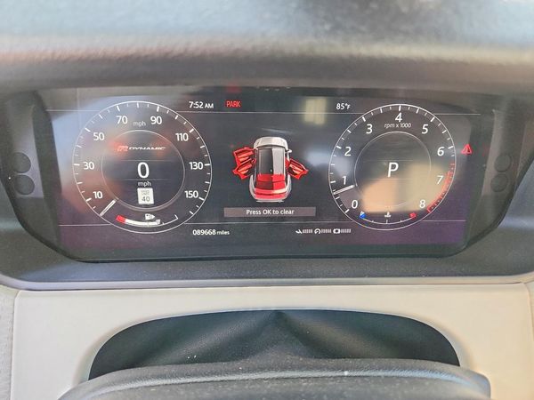 2019 LAND ROVER RANGE ROVER VELAR R-Dynamic SE