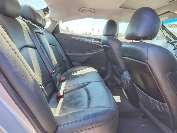 2013 HYUNDAI SONATA