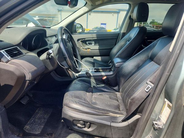 2016 LAND ROVER DISCOVERY HSE — DENT