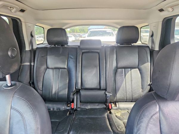 2016 LAND ROVER DISCOVERY HSE — SUVN
