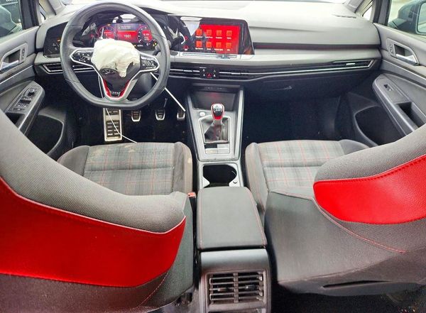 2022 VOLKSWAGEN GTI SE