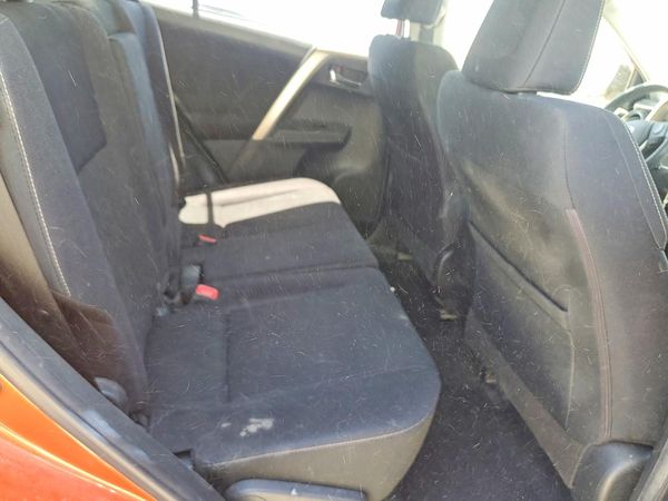 2015 TOYOTA RAV4 XLE (M Grade)