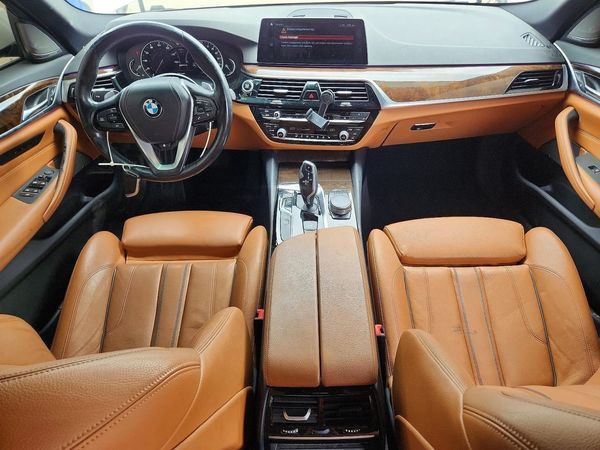 2018 BMW 530XE xDrive