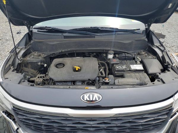 2021 KIA SELTOS S