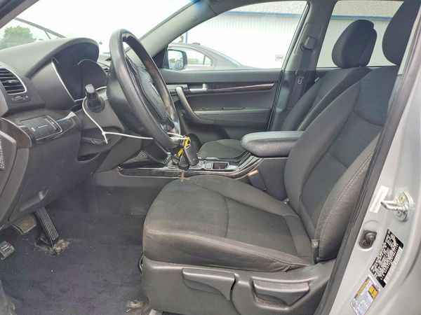 2015 KIA SORENTO GL