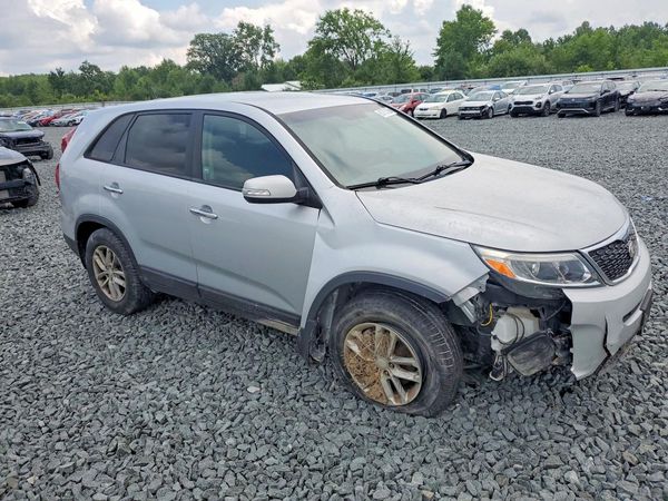 2015 KIA SORENTO GL